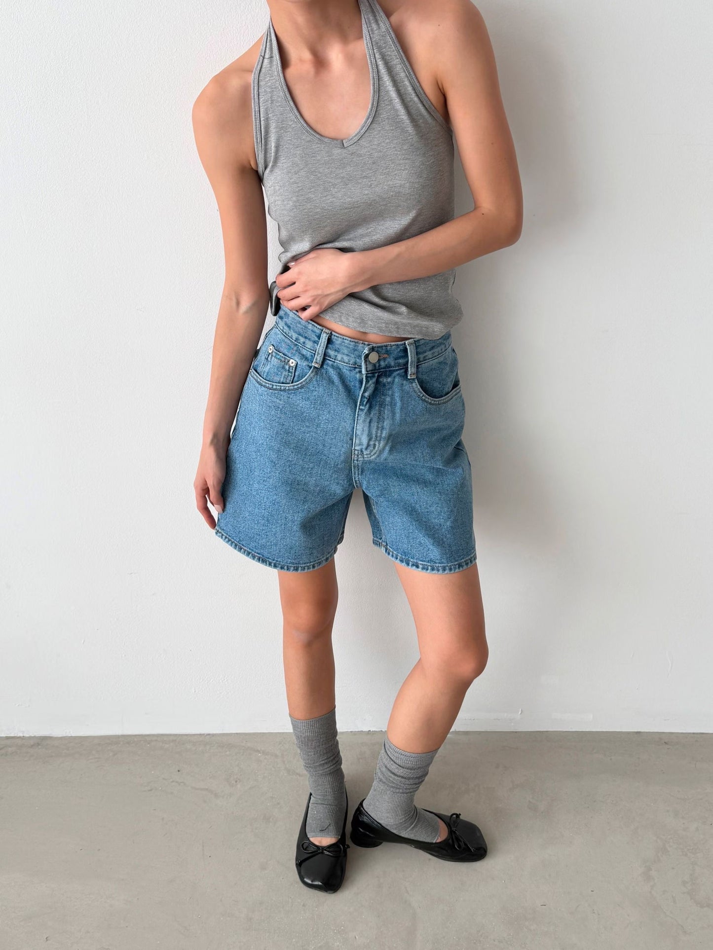 [ 🆕 特顯瘦! 歐美街頭短牛仔] Sliding Denim Shorts