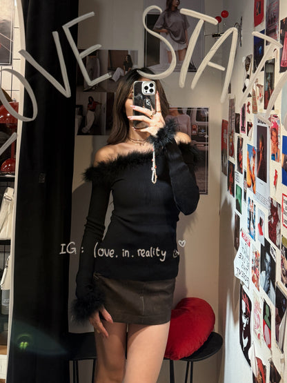 [ 特別日子必備 🥂💃🏻 毛毛領一字膊 ] Queen Grimhilde Off Shoulder Top - 2 colours