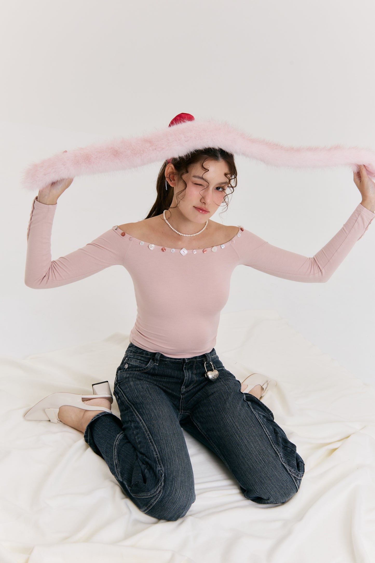 Luv Dept / Amour Off-Shoulder Top (two-way)