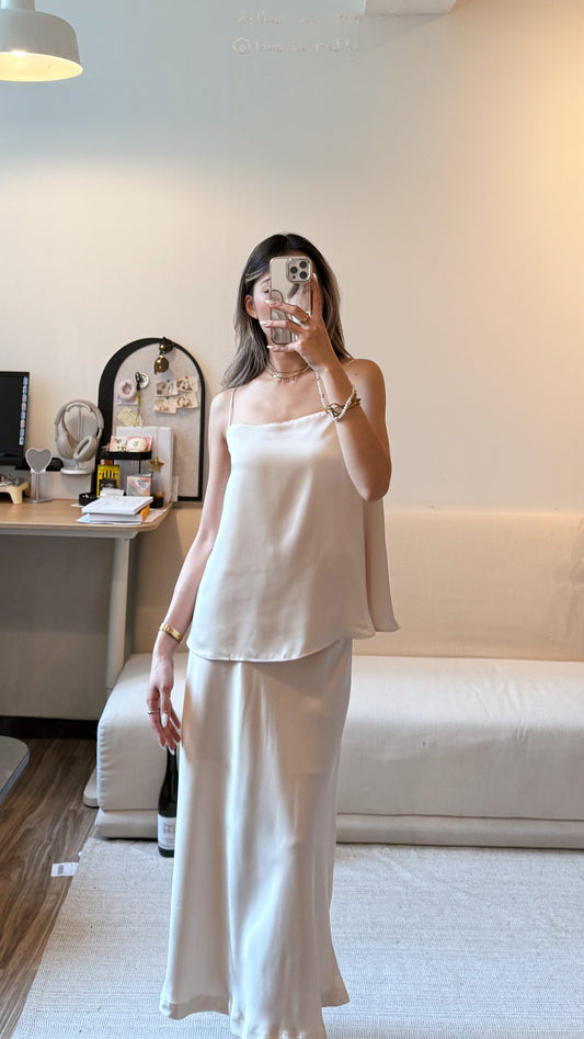 [ 🆕 極致高級感 🫧🐚✧˖°柔滑絲質 簡約氣質吊帶 ] Satin Spaghetti Cami - 2 colours