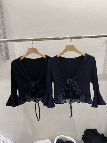 [ 🆕 氣質女生 🫐 Ruffle 綁帶短 Top ] Ruffle Around Tie Up Top - 2 colours