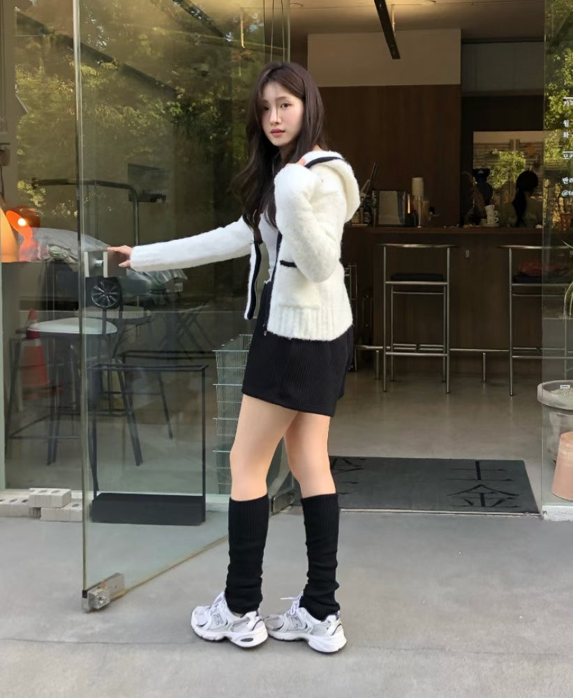 [ 🆕 可愛 & 自帶氣質 💓 毛絨感外套 ] Hearty Zip Up Cardigan - 2 colours