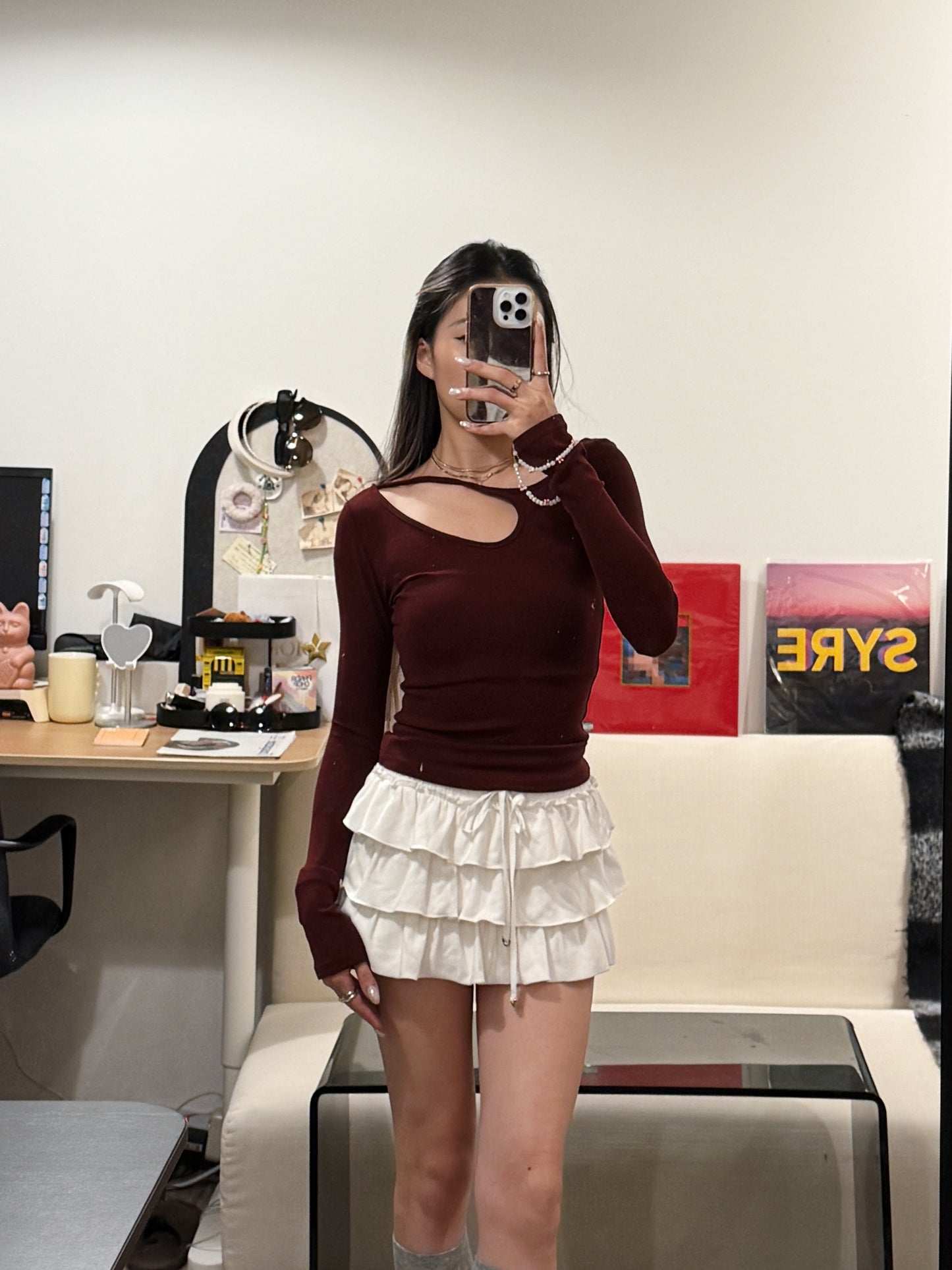 [ 🆕 大力推薦! 小性感彈性薄長衫 ] Sneak Out Top - 2 colours