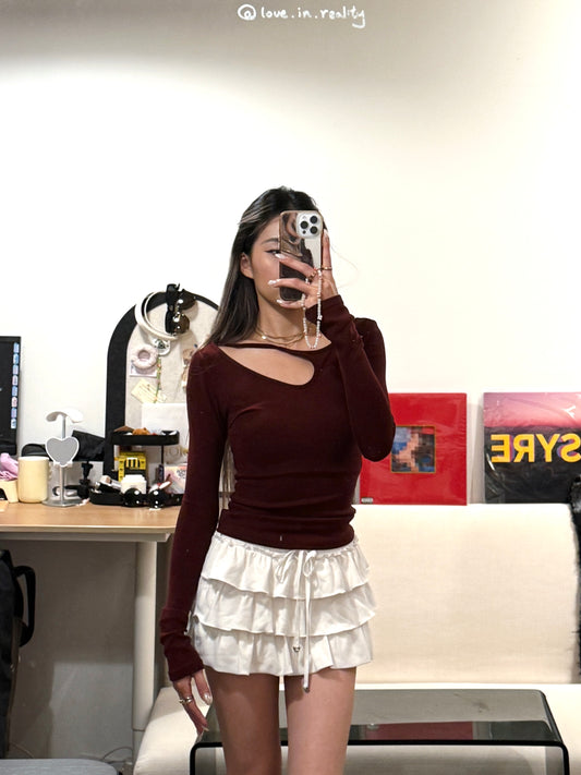 [ 🆕 大力推薦! 小性感彈性薄長衫 ] Sneak Out Top - 2 colours