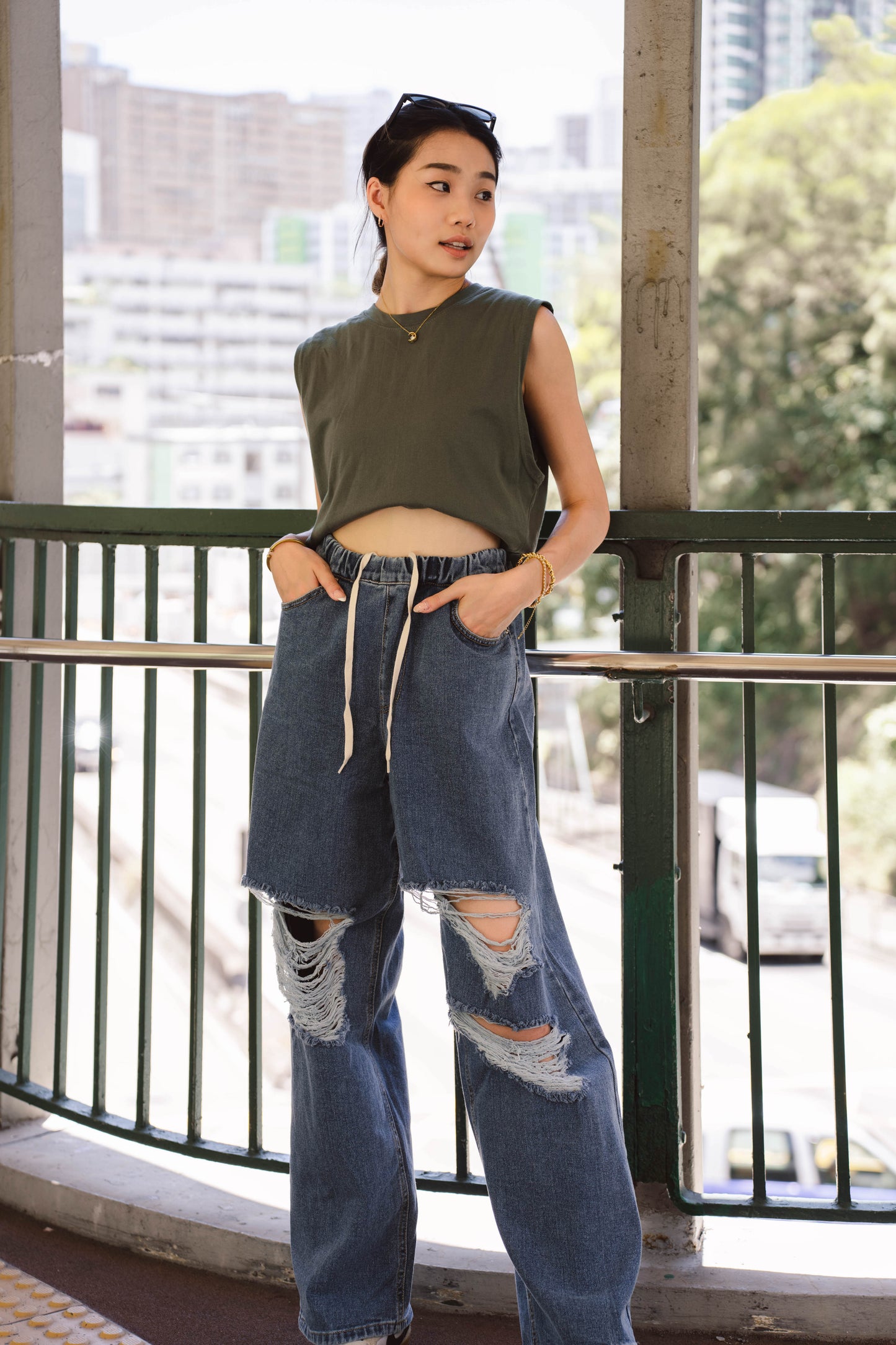 [ 高質! 超型格! Baggy 爛牛 ] KAKA Baggy Ripped Jeans