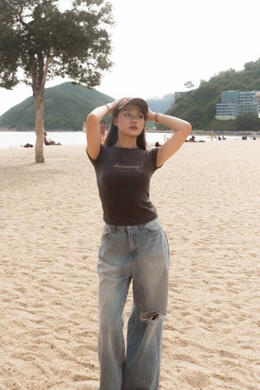 [ 夏日必須要有的 baby tee ] Dreaming Everyday Tee - 2 colours