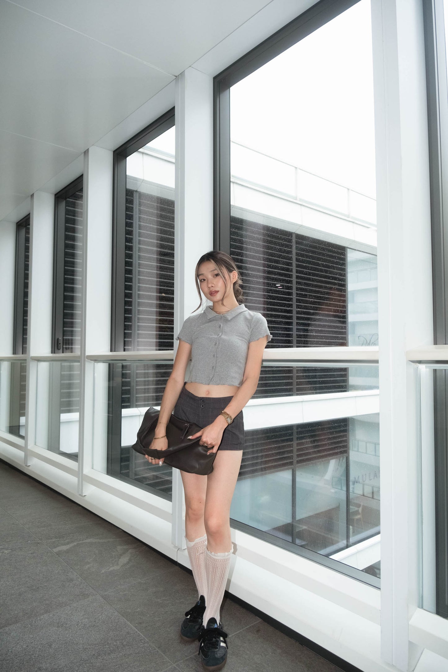 [ 🆕 低調易襯~ 🩶 軟綿綿彈性 top ] Cozy Cropped Shirt - 3 colours