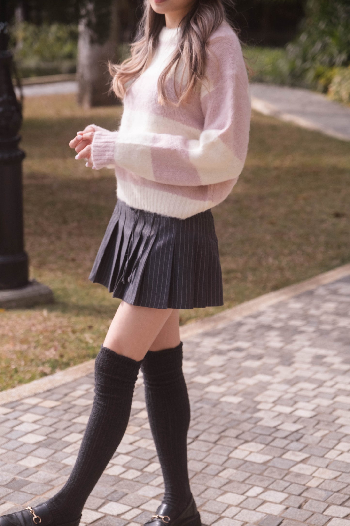 [ 可鹽可甜~ 綁帶直間百褶裙 ] Tie Ribbon Mini Skirt - Grey