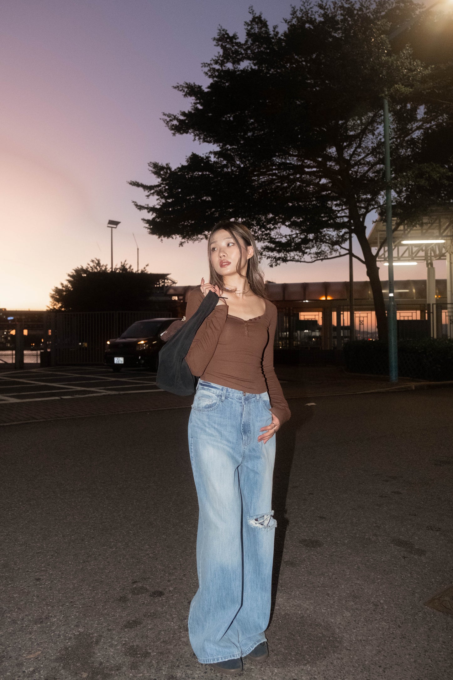 [ 🆕 歐美基礎 🤎 鈕扣彈性 top ] California Sunset Button Up Top - 2 colours