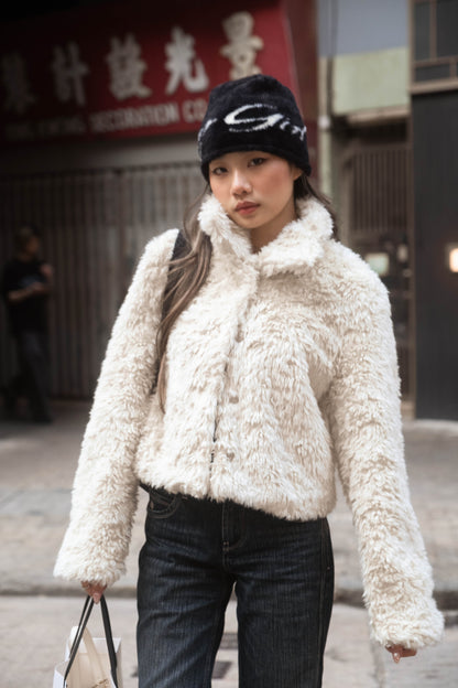 [ 🆕 有型又可愛~! 卷毛毛短外套 ] Puppy Love Fluffy Jacket - 2 colours