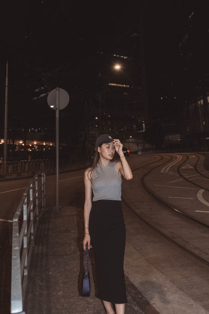 [ 休閒氣質長裙~] Basic Stretchy Split Maxi Skirt - Black