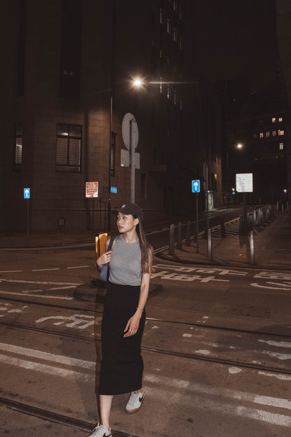[ 休閒氣質長裙~] Basic Stretchy Split Maxi Skirt - Black