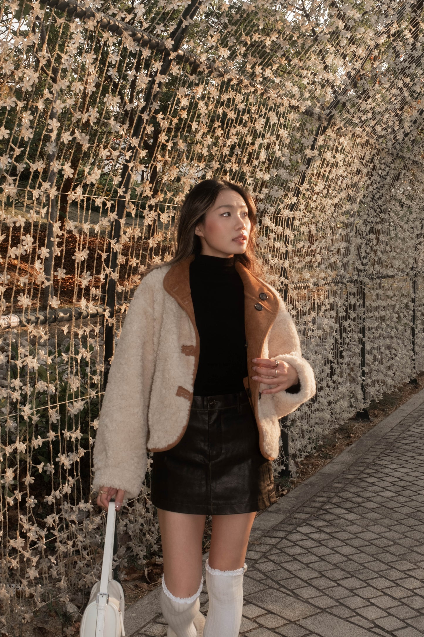 SALE  [ 一衫兩著~ 🤎 反轉變新款 ] Two-Way Suede Fluffy Jacket (Reversible)