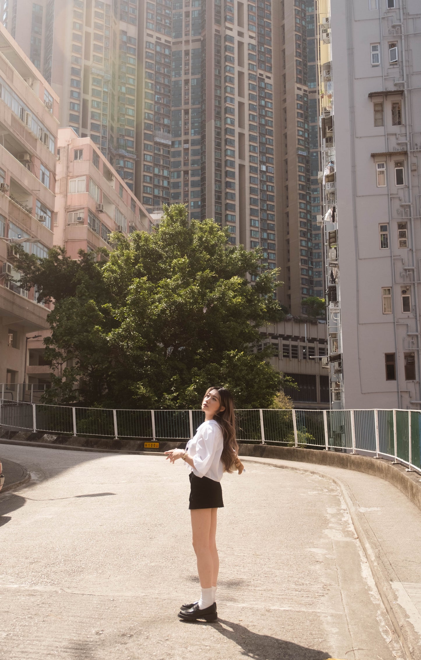 [ 法式小可愛 🥖🇫🇷 泡泡袖薄恤衫 ]  Fly Me To Paris Bubble Shirt