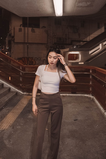 [ Basic 中的小 details ] Square Neck Tie-up Top - White