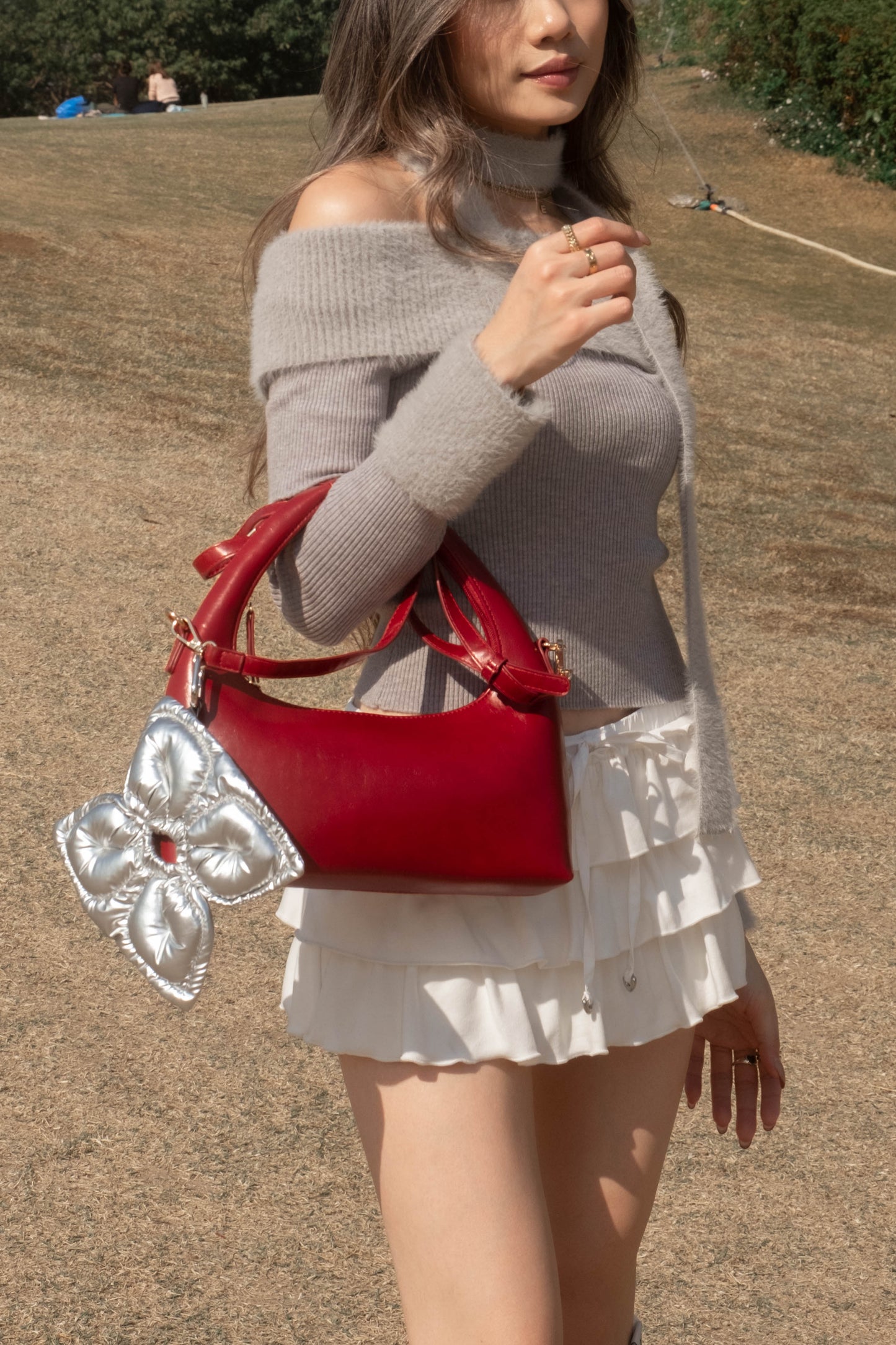 [ 可愛又小性感~ 毛毛一字膊 ] Little Bun Fluffy Off Shoulder Top + Skinny Scarf - 2 colours