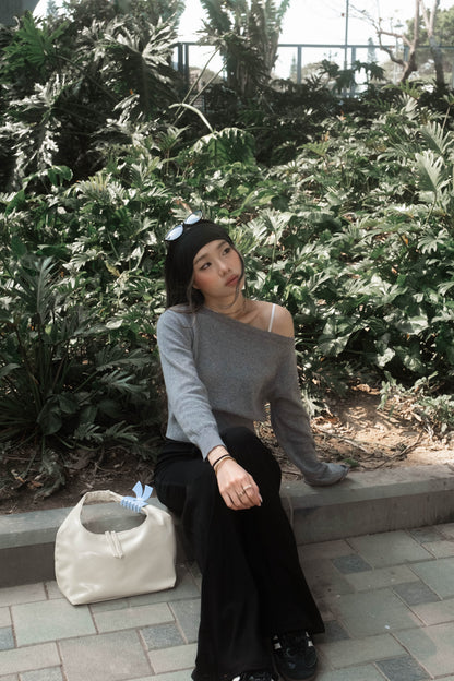 [ 🆕 軟淋淋~ 斜膊軟薄冷衫] Couch Sheer Sweater - 4 colours