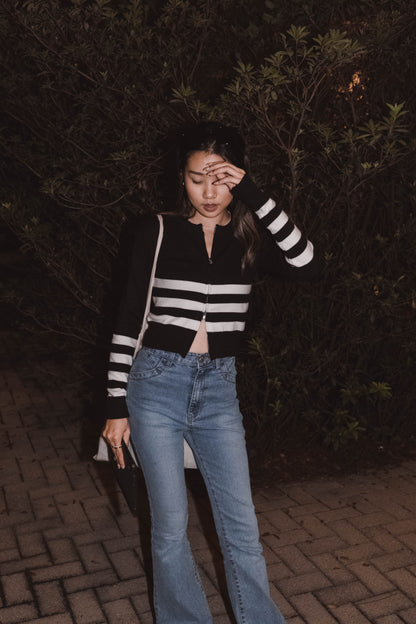 [ OLD MONEY 簡約高級感! ] Squashy Zipping Up Cardigan Stripes