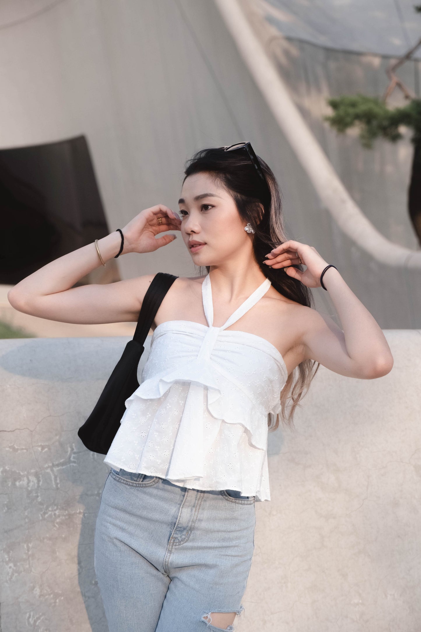 [ 韓國連線 🇰🇷 夏日 feel~ 溫柔法式暗花 Tube Top ] Hidden Garden Ruffle Top - White