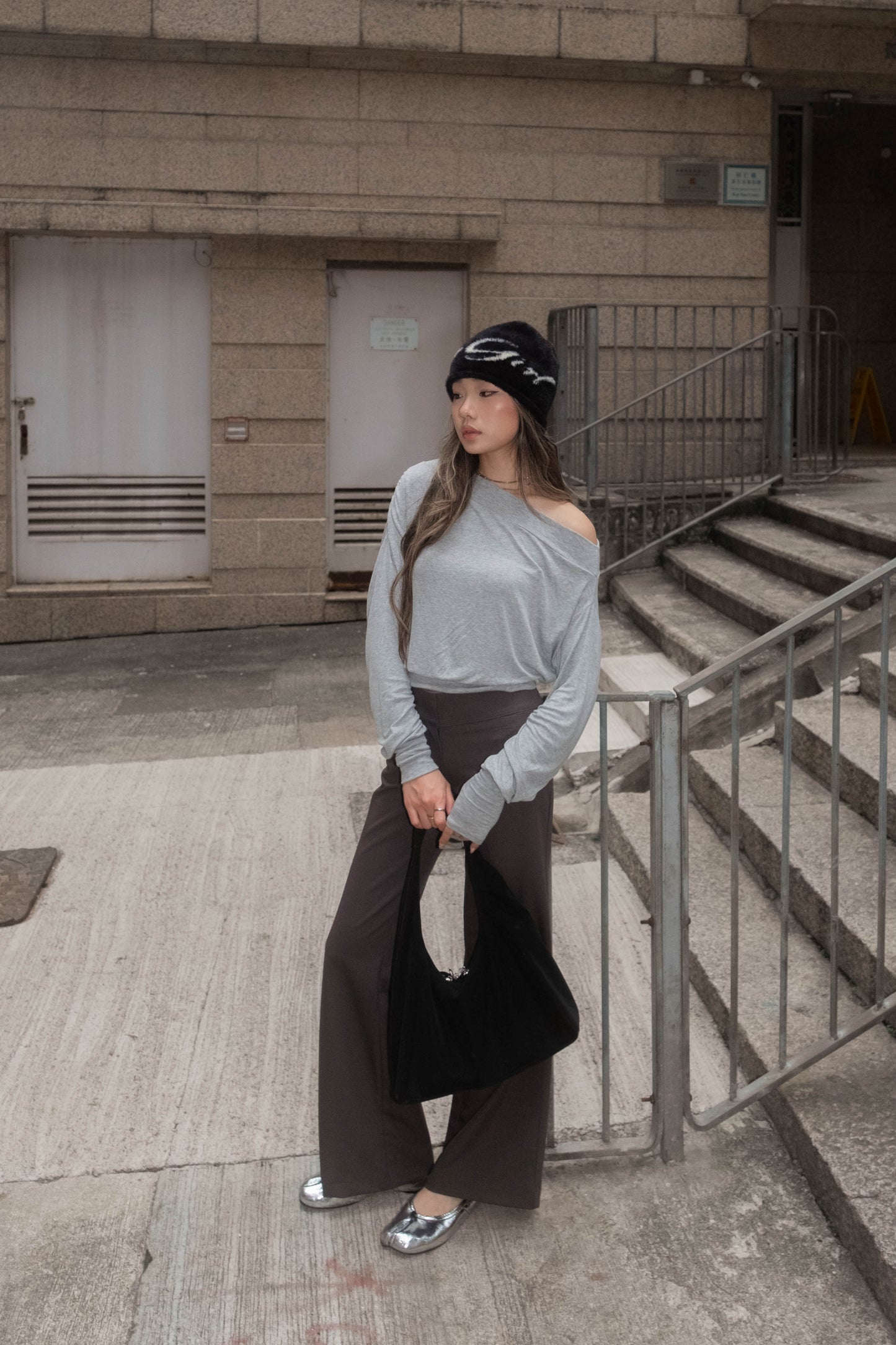 [ 🆕 無法抗拒的超柔軟觸感 ᶻ 𝗓 𐰁 .ᐟ ] Busy Cooling Asymmetric Top - 3 colours
