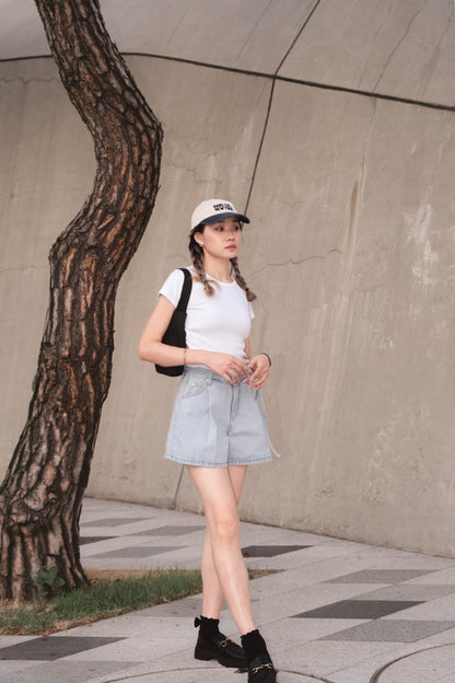 [ 韓國連線 🇰🇷 法式溫柔短牛仔~]  Skye A-line Denim Shorts - Light Blue