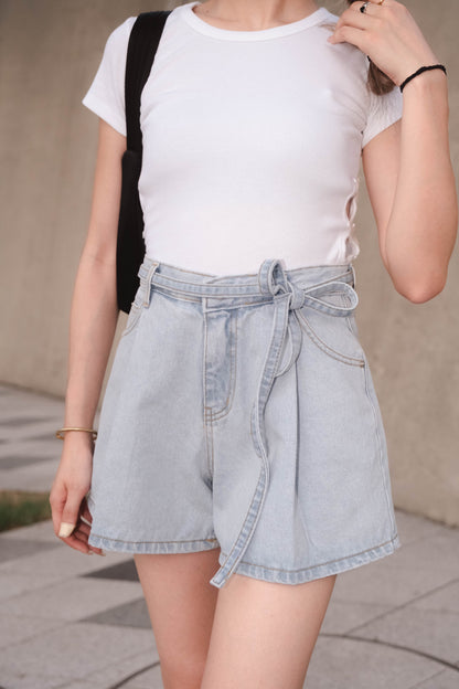 [ 韓國連線 🇰🇷 法式溫柔短牛仔~]  Skye A-line Denim Shorts - Light Blue