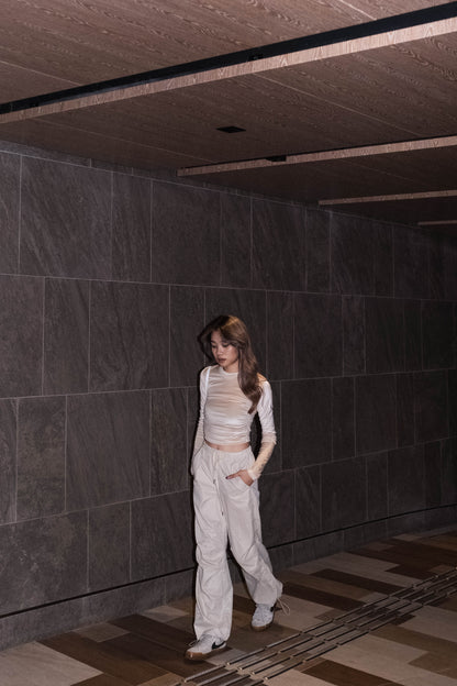[ 小性感露背絨面 top! ] Sexy Back Velvet Long Sleeve Top - 2 colours