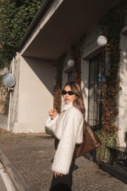 [ 高級感之選! 毛毛蓬鬆外套 ] Polar Fox Faux Fur Jacket