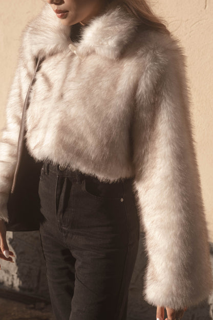[ 高級感之選! 毛毛蓬鬆外套 ] Polar Fox Faux Fur Jacket