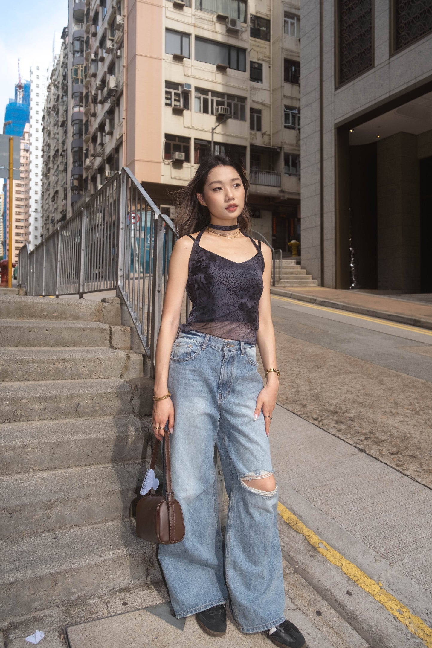 [ 🆕 極力推介!‧ ₊˚🎧⊹♡ 鬆弛感型爆直筒爛牛] Laid-back Ripped Jeans Straight