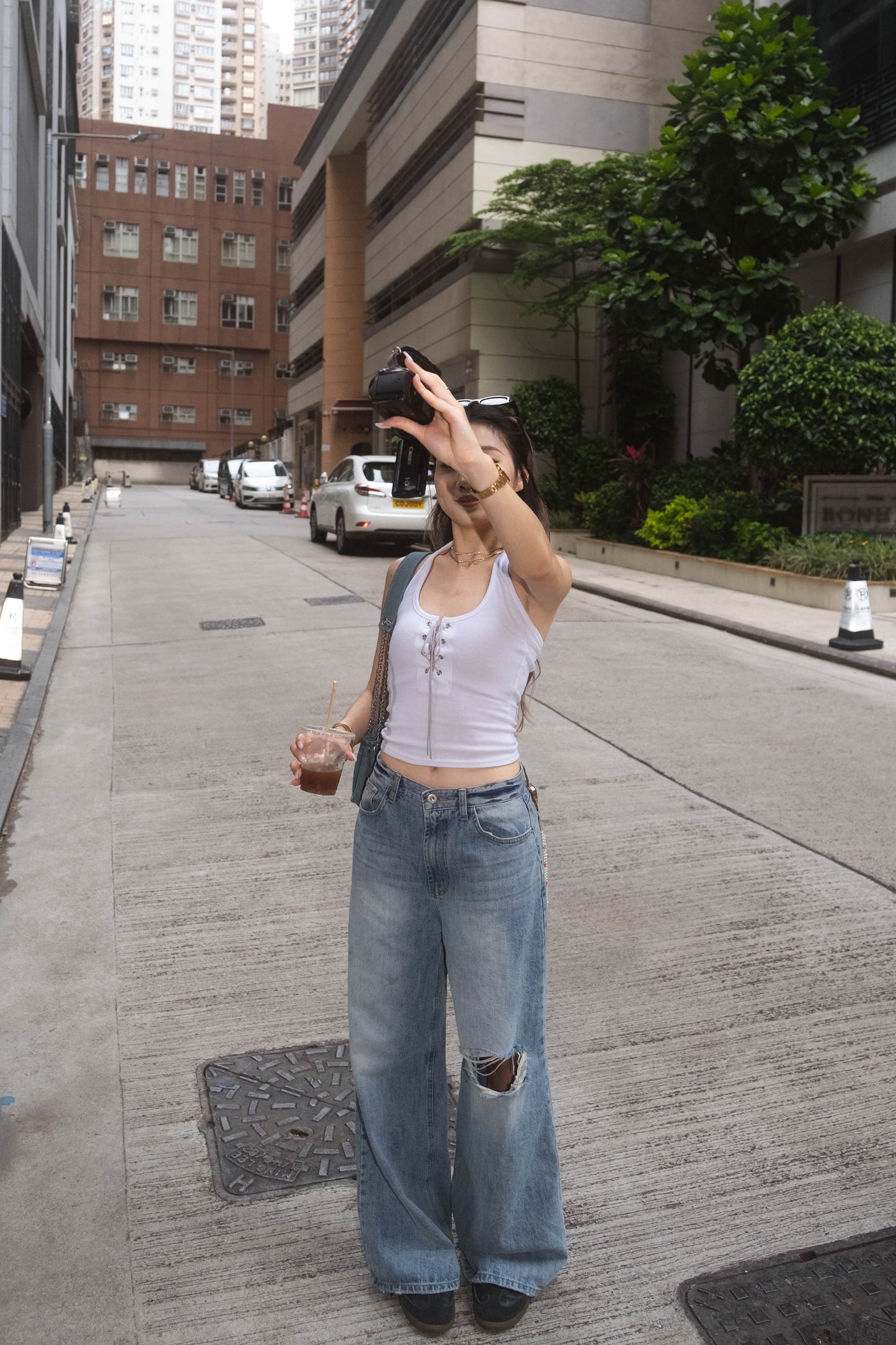 [ 🆕 極力推介!‧ ₊˚🎧⊹♡ 鬆弛感型爆直筒爛牛] Laid-back Ripped Jeans Straight