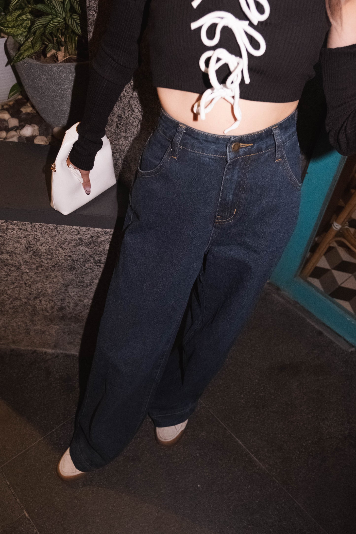 [ 收腰傘形闊腳牛仔 ] Deep Sea High-waist Wide Leg Jeans