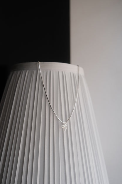 [ 韓國連線 🇰🇷 簡約ribbon銀頸鏈~ ] Little Mini Ribbon Necklace - Silver
