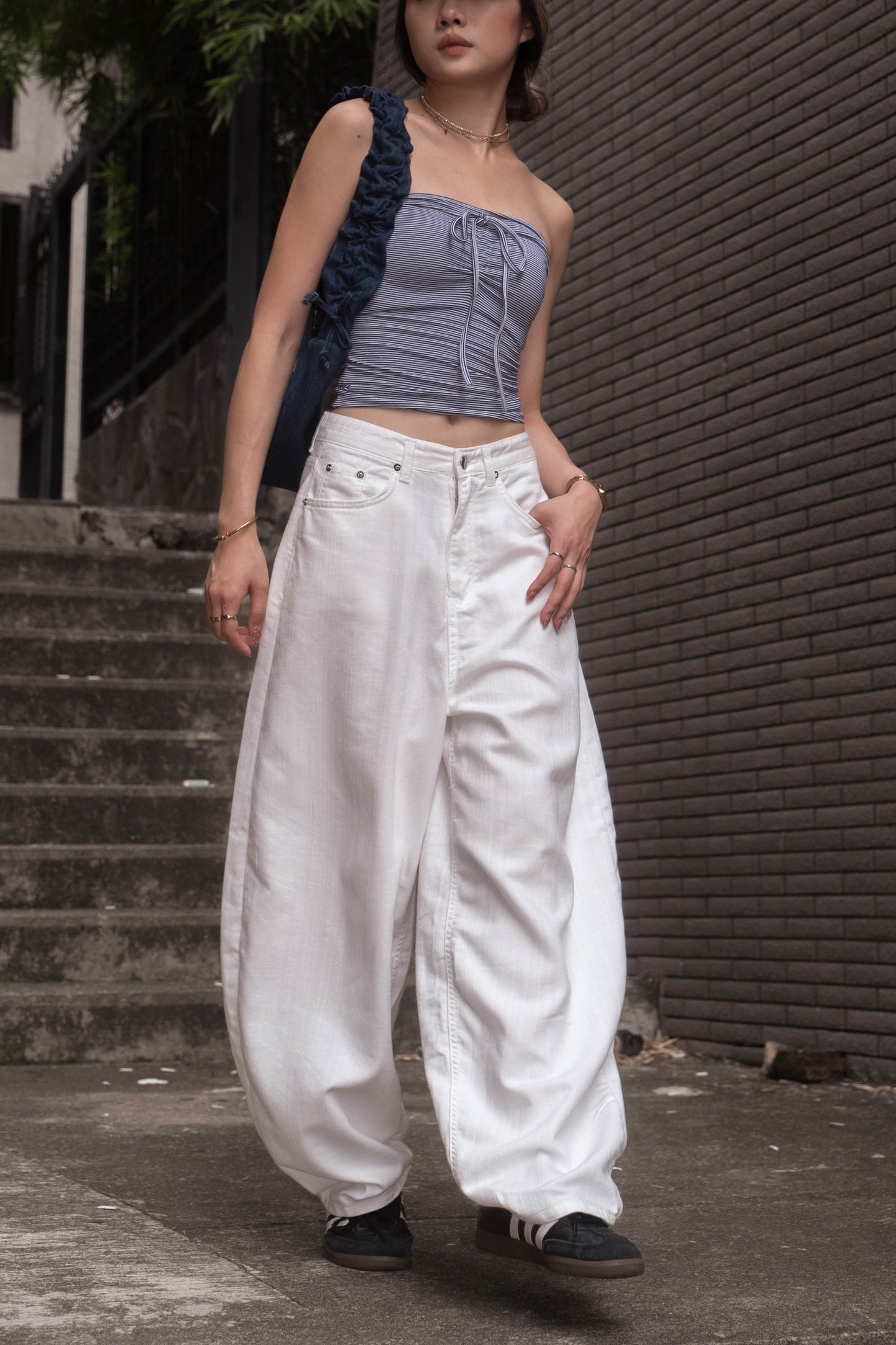 [ 天使來了～ 鐮刀褲! ] Angel's Wings Baggy Jeans