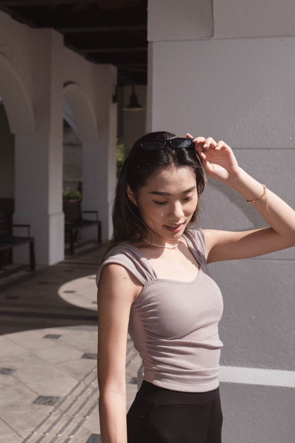 [ 簡約心心領padded top ] Galia Ruched Top Padded