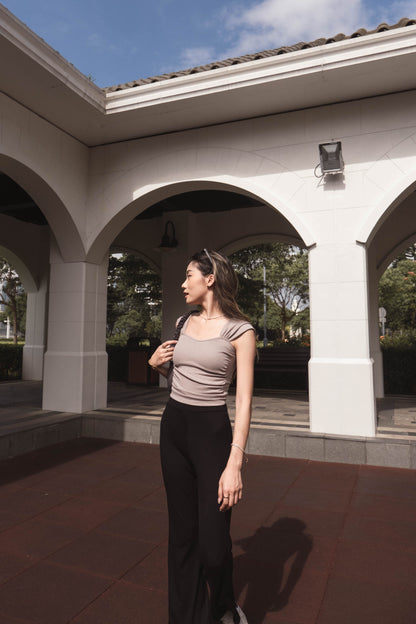 [ 簡約心心領padded top ] Galia Ruched Top Padded