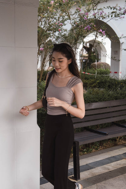 [ 簡約心心領padded top ] Galia Ruched Top Padded