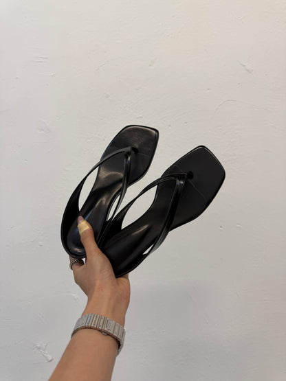 🆕  Minimalist Square-Toe Wedge Sandal - 3 colours