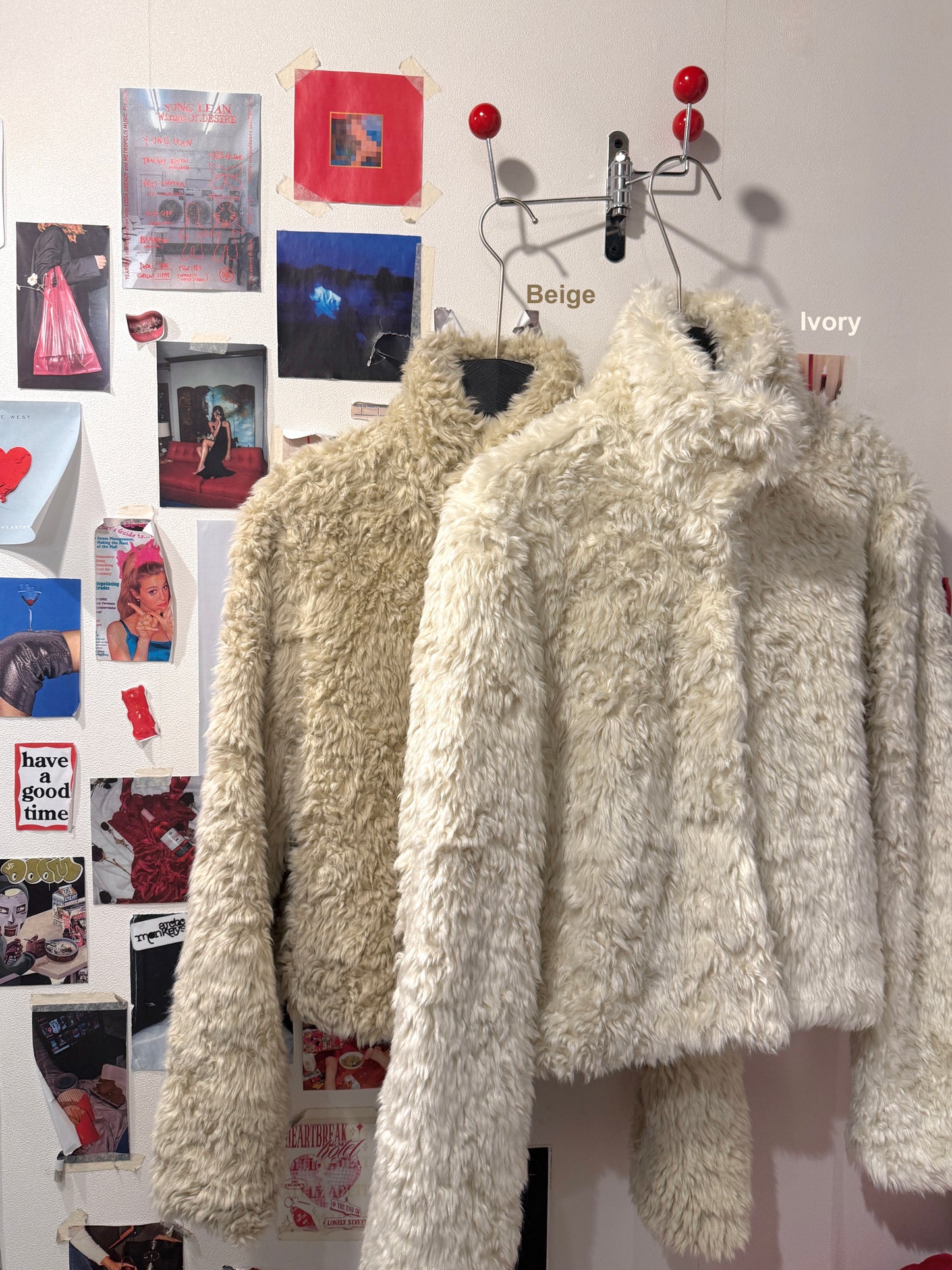 [ 🆕 有型又可愛~! 卷毛毛短外套 ] Puppy Love Fluffy Jacket - 2 colours