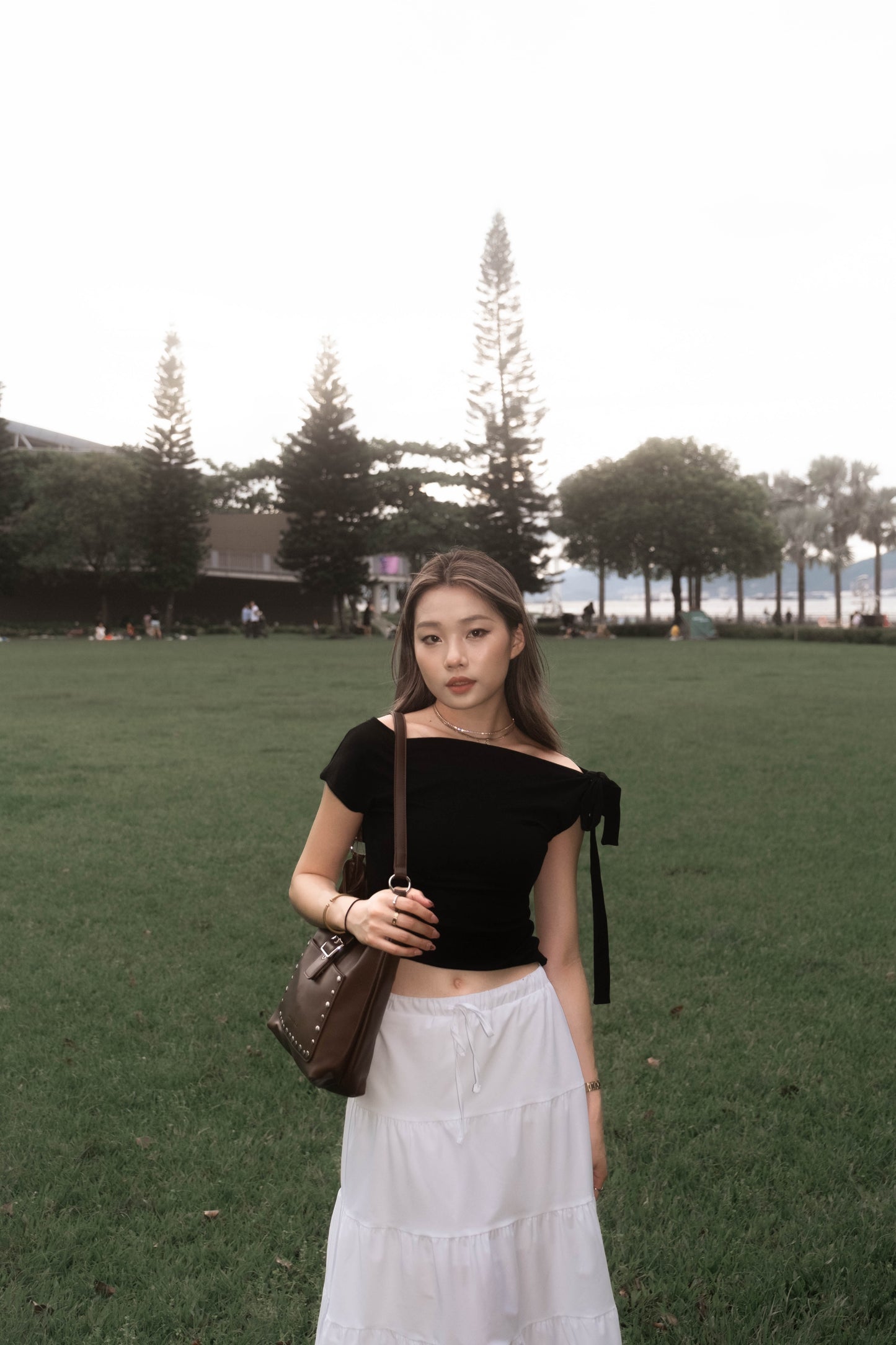 [ 率先上架熱門款!! 衣櫥必備斜膊綁帶 ] Butterfly Asymmetric Top - 3 colours