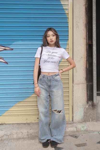 [ 夏日悠閒~ 輕飄飄 tee ] Who You Are Tee  - 3 colours