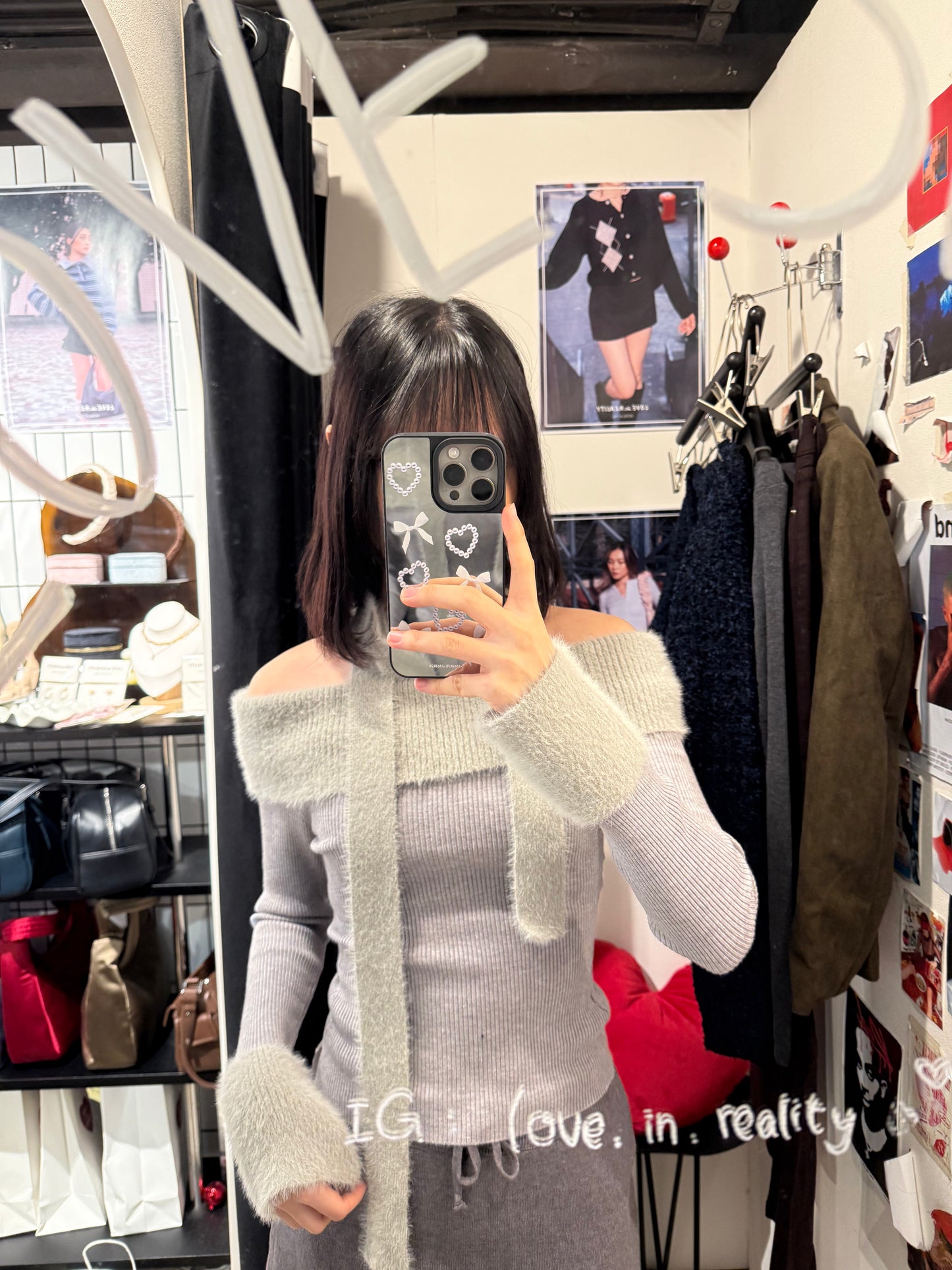 [ 🆕 可愛又小性感~ 毛毛一字膊 ] Little Bun Fluffy Off Shoulder Top + Skinny Scarf - 2 colours