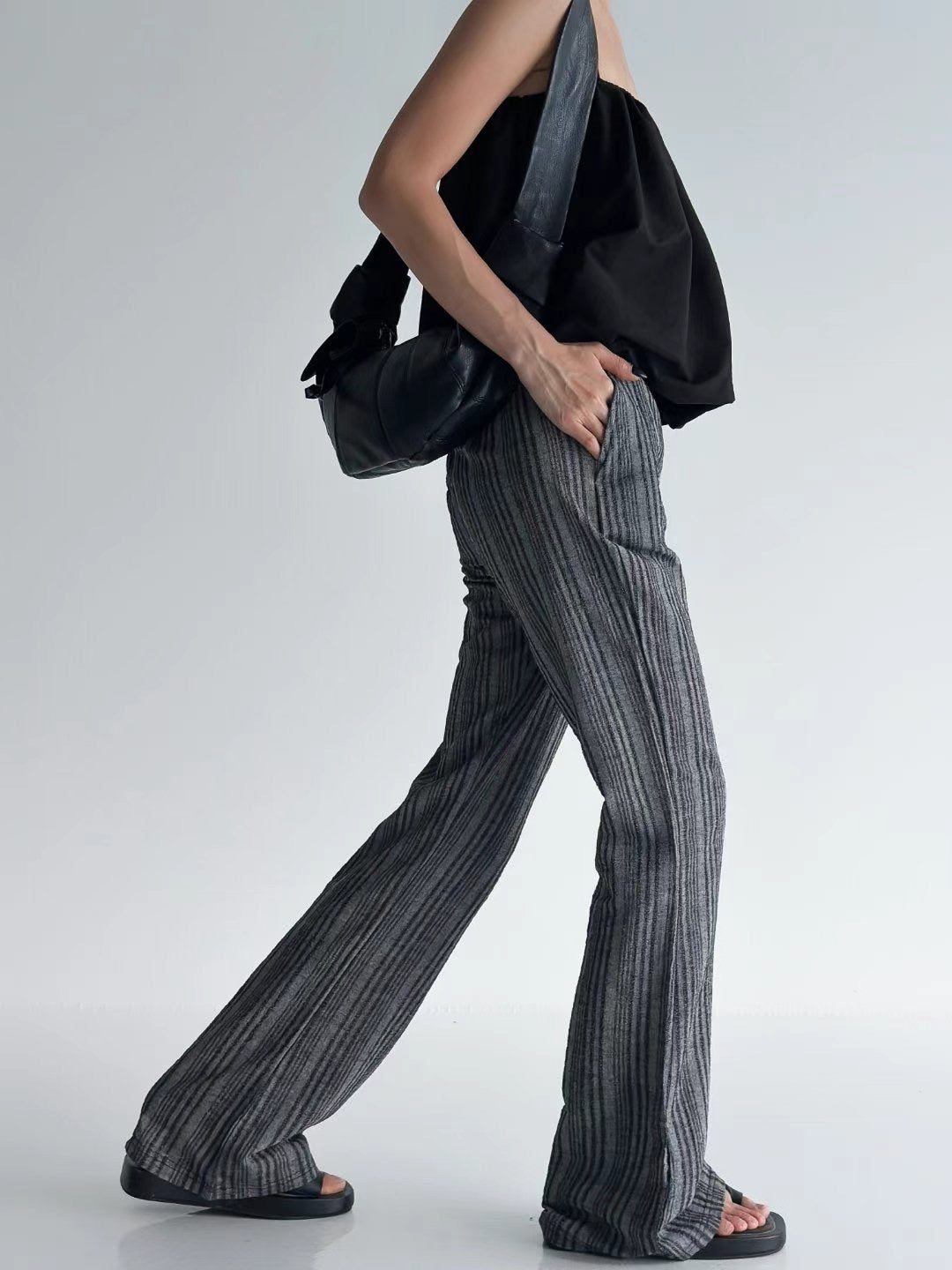 [ 新品優惠 🆕 休閒直間紋~ 飄飄喇叭褲 ] Pattaya Flare Pants - 2 colours