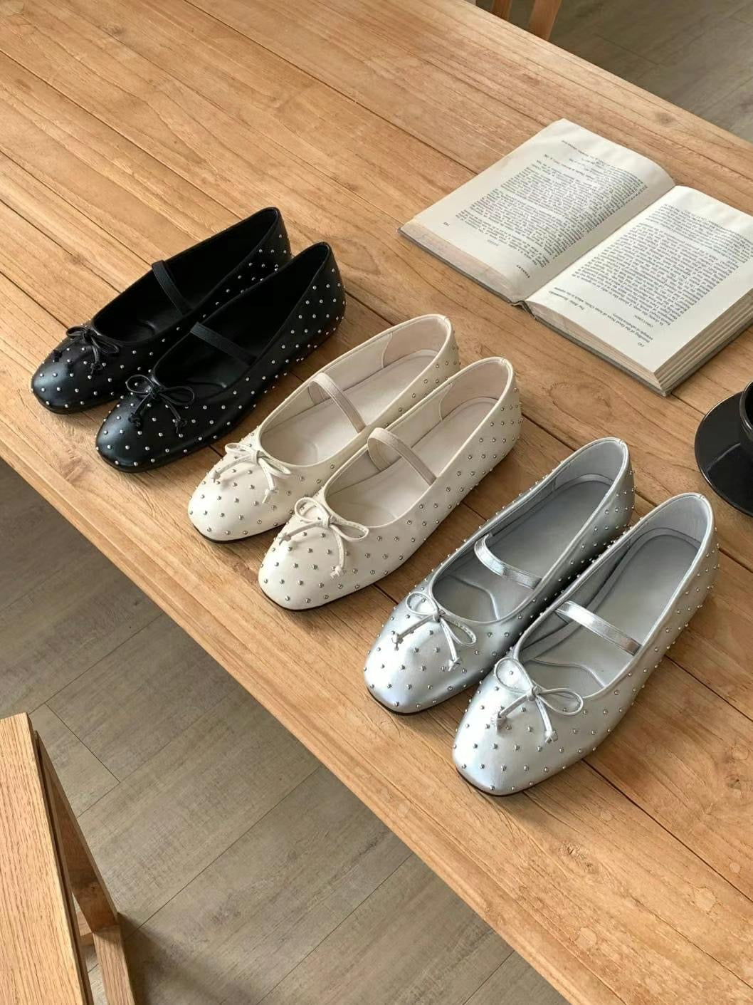 [ 新品優惠 🆕 甜美又型格! 芭蕾風平底鞋 ] Studs Ballerina Flats - 3 colours