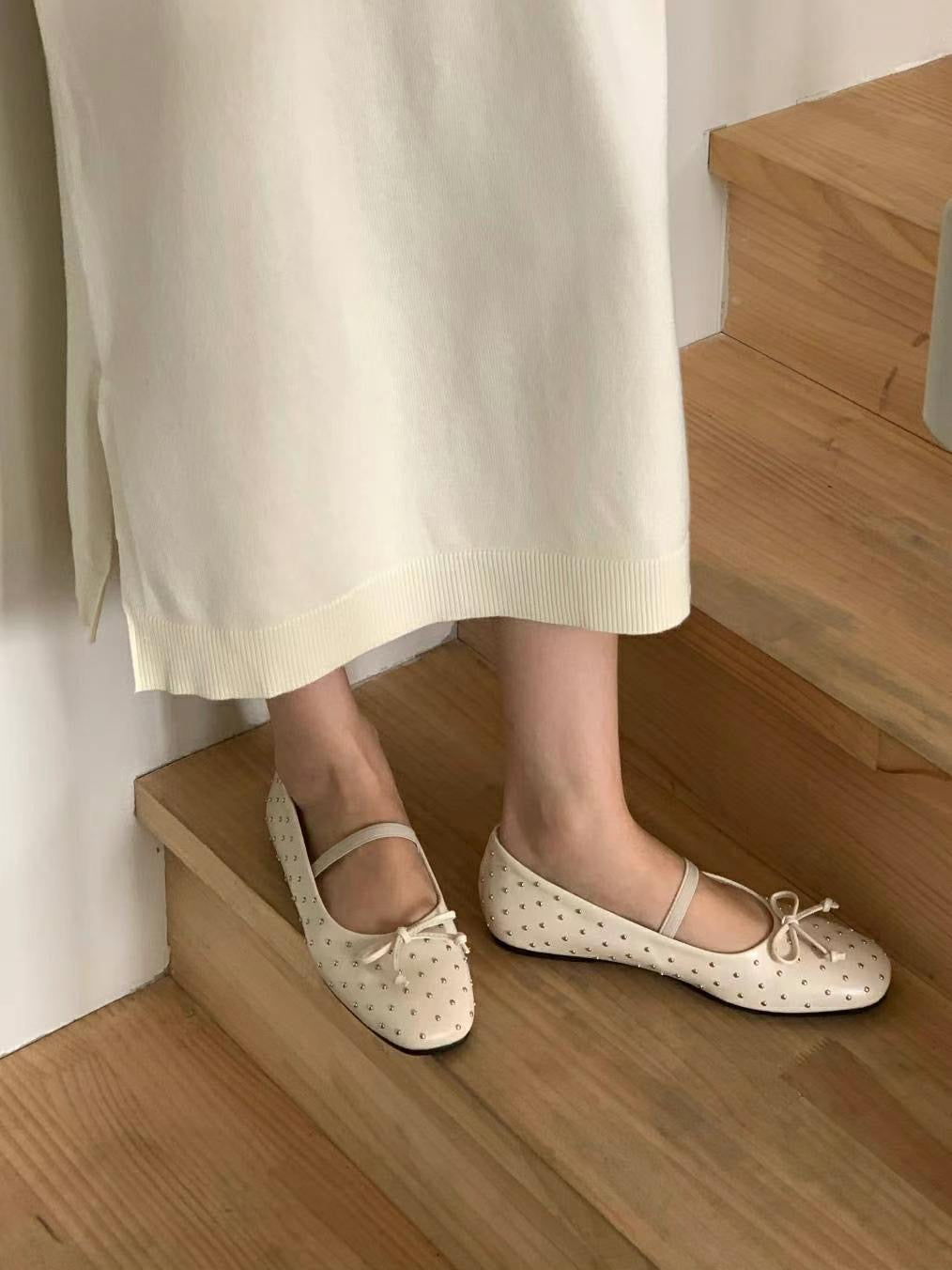 [ 新品優惠 🆕 甜美又型格! 芭蕾風平底鞋 ] Studs Ballerina Flats - 3 colours