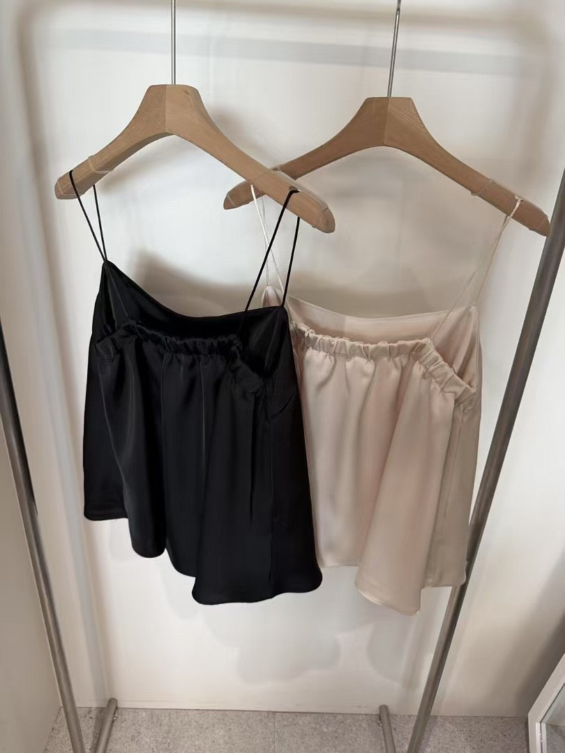 [ 🆕 極致高級感 🫧🐚✧˖° 柔滑絲質 簡約氣質吊帶 ] Satin Spaghetti Cami - 2 colours
