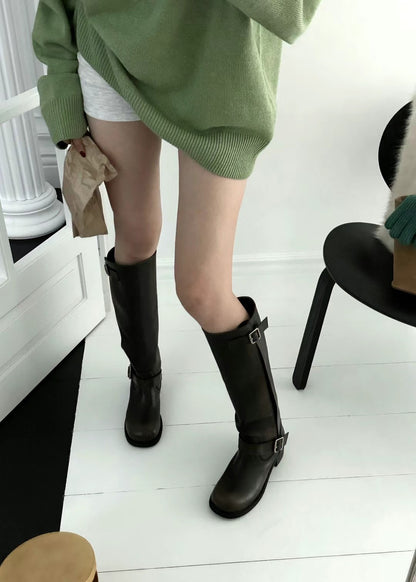 [ 極力推介! 最舒服的圓頭復古長靴 ] Round-Toe Buckle Up Knee-High Boots - 2 colours