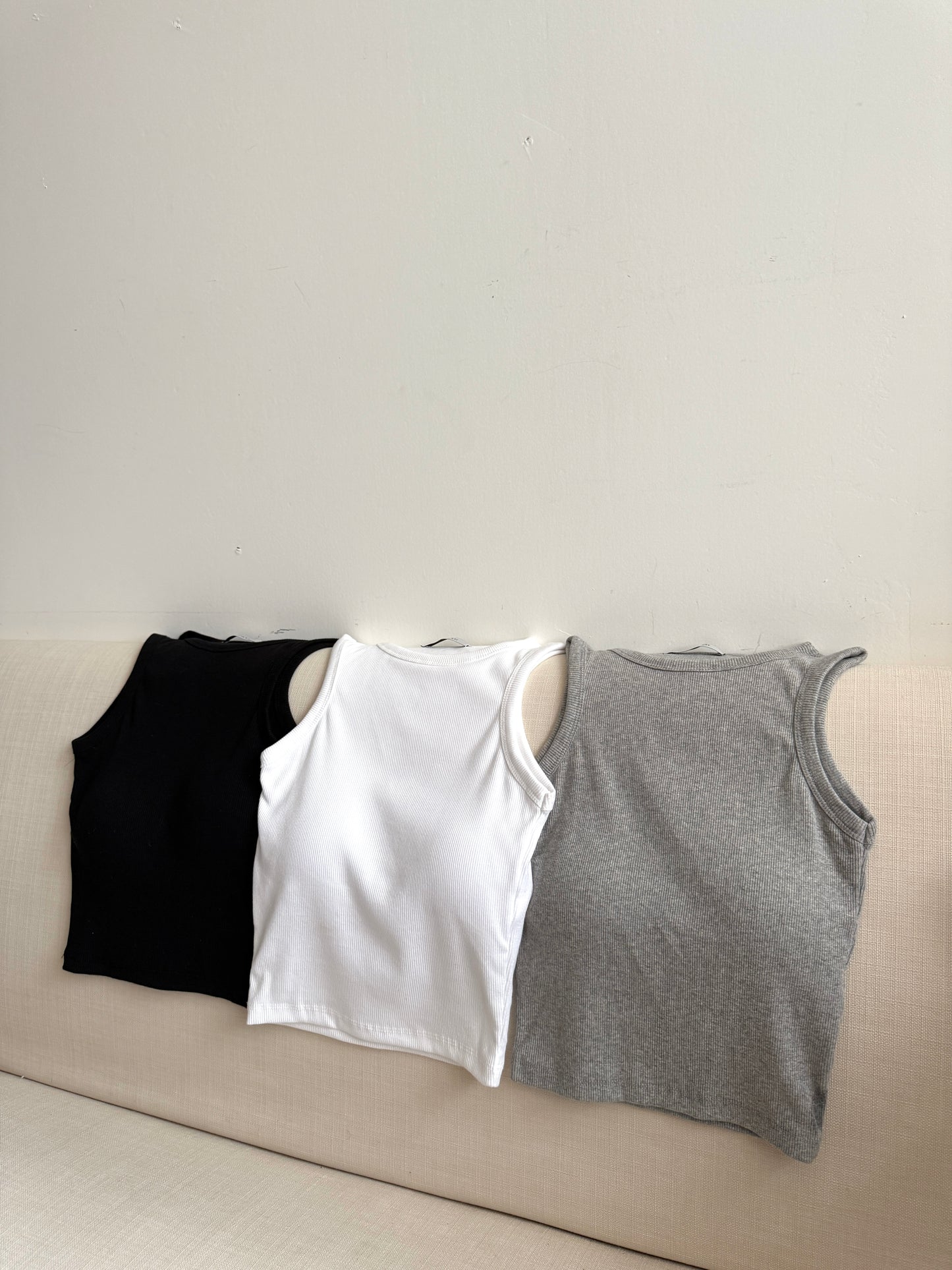 [ 🆕 夏日必備 🔥 基礎入膊背心 ] New Gen Padded Tank - 3 colours