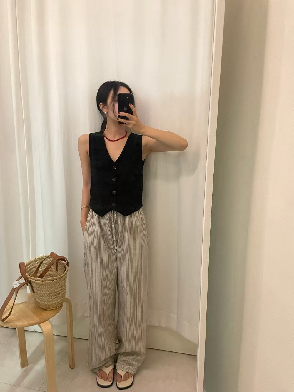 [ 🆕 知性 + 成熟 + 個性 🥂 軟熟針織背心 ] The Sense Vest - 3 colours