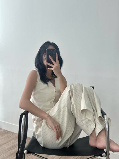 [ 🆕 知性 + 成熟 + 個性 🥂 軟熟針織背心 ] The Sense Vest - 3 colours